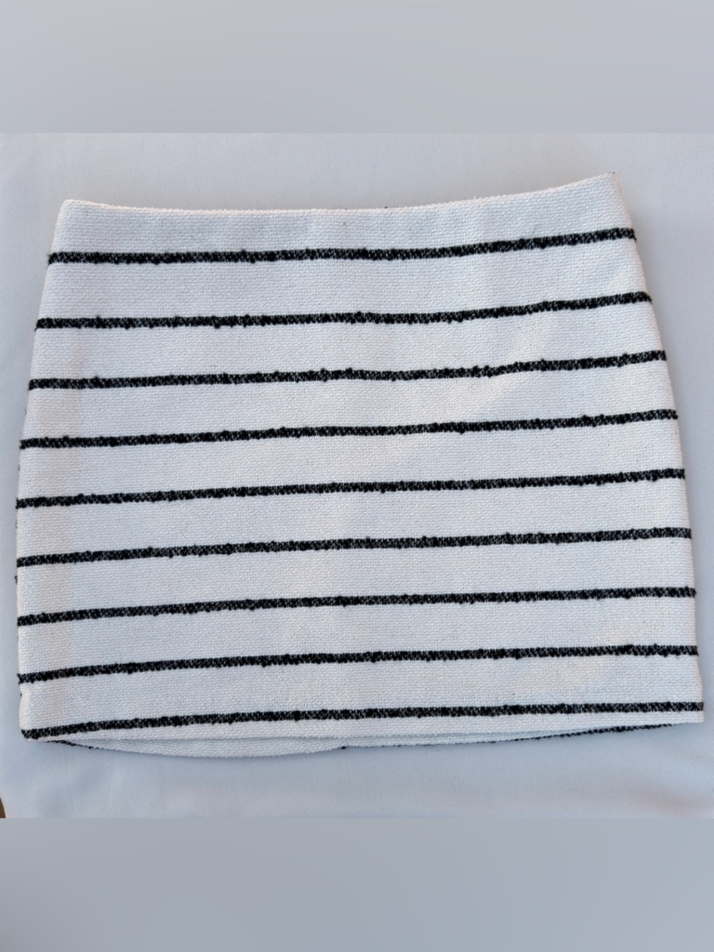 H&M textured stripe mini skirt boucle cream black chic classic